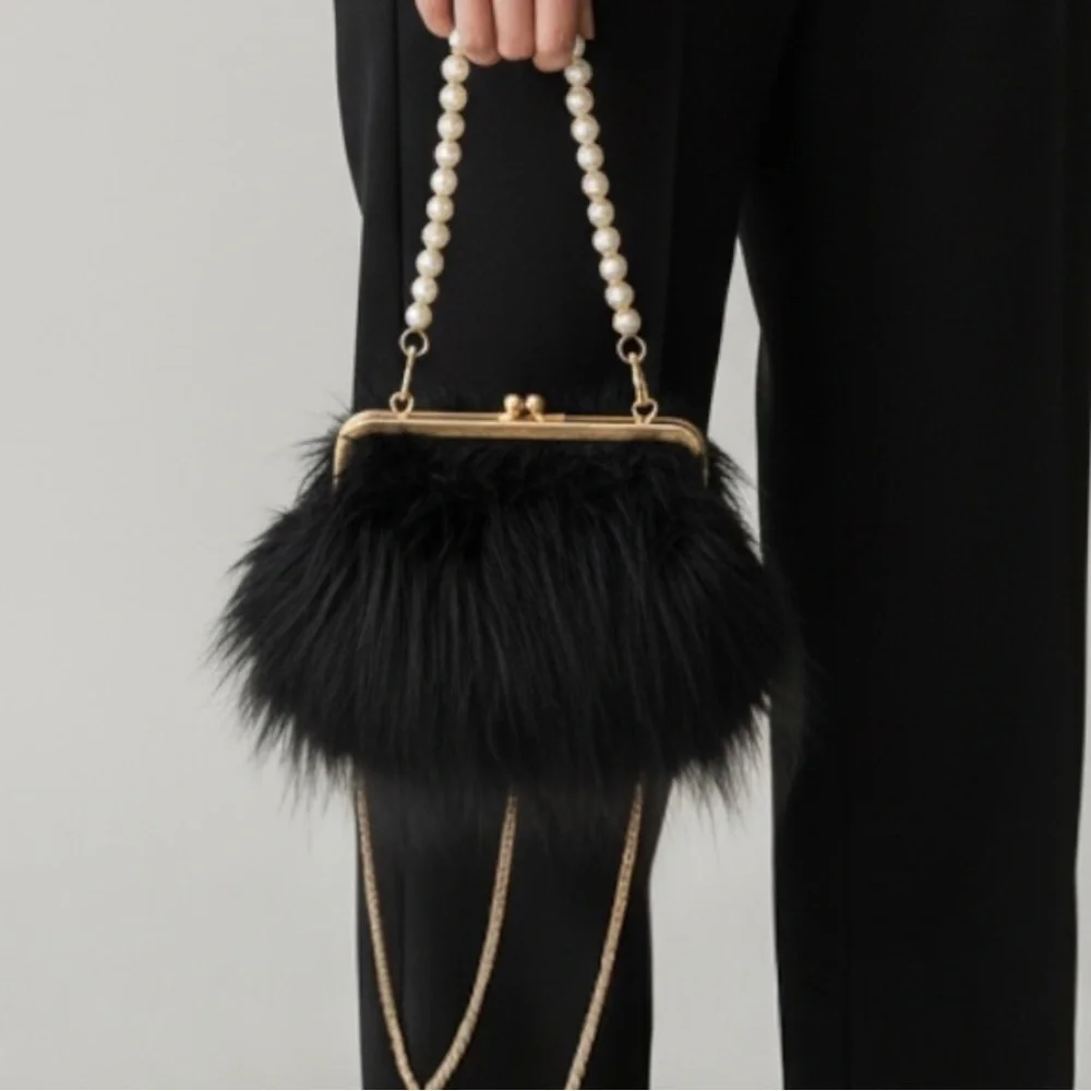 Vintage Style Faux Fur Pearl Handle Elegant Evening Bag Gold Kiss Lock Clutch